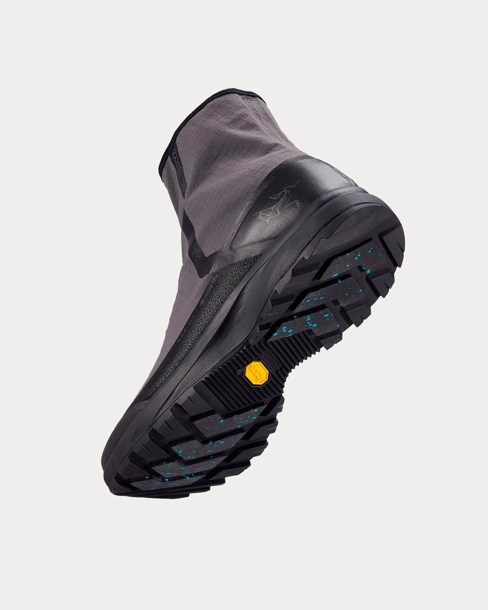 Aerios Nivalis GTX Black / Black Running Shoes
