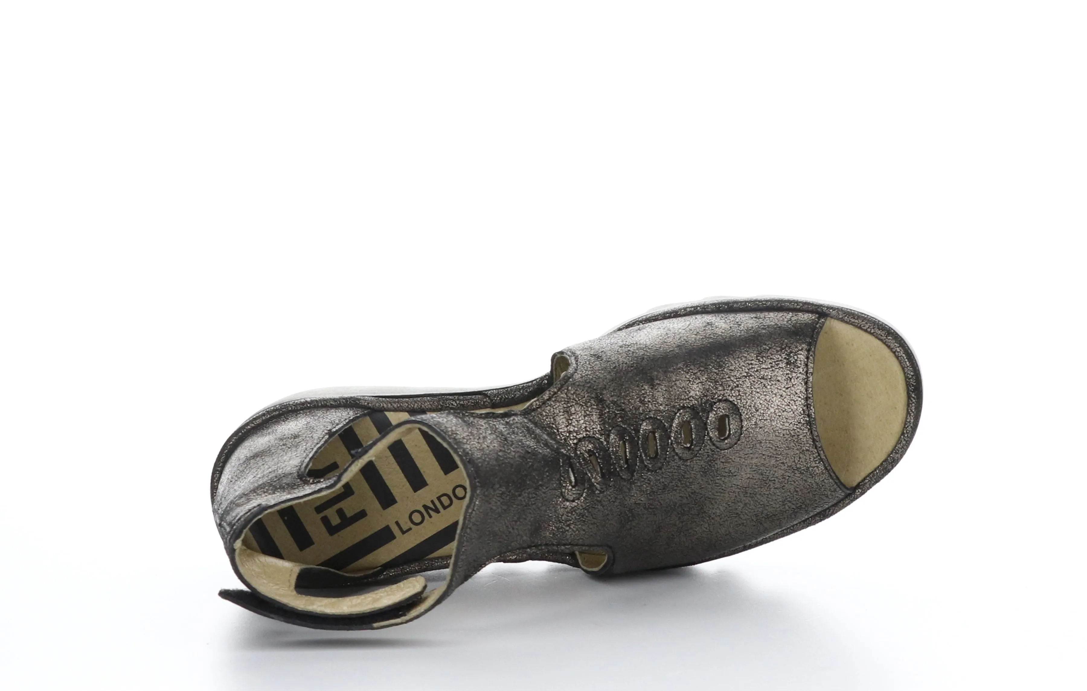 BEZO306FLY Cool Graphite T-Strap Sandals