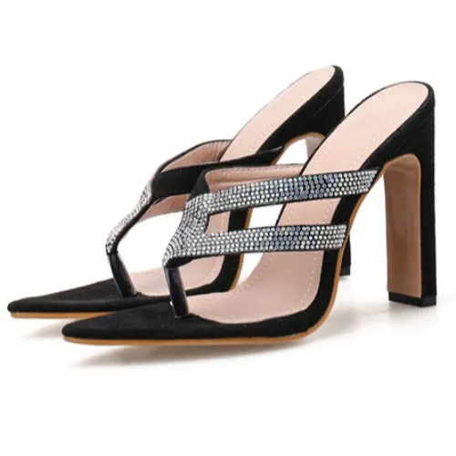 Cool slippers with diamond tip and square heel