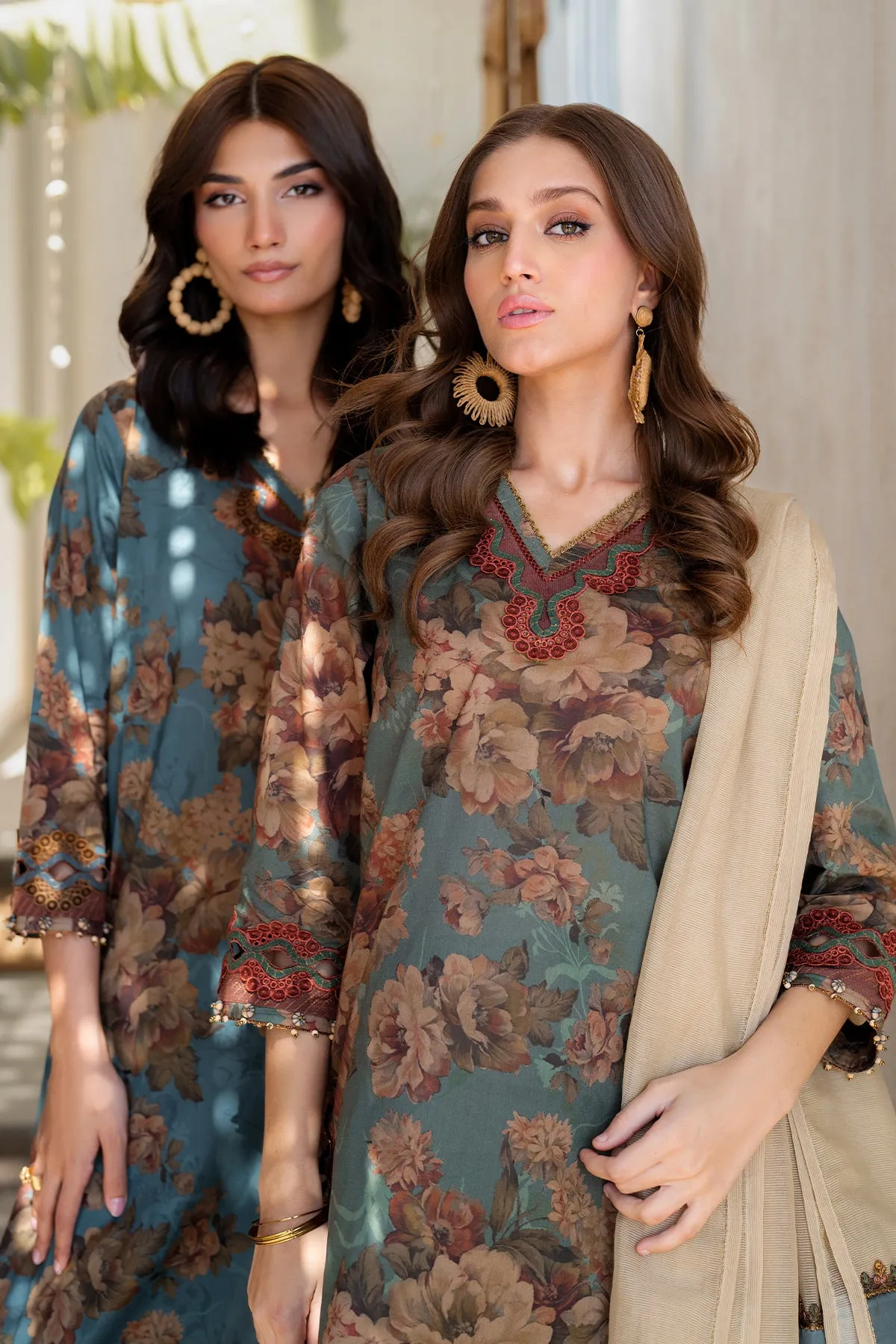 EMBROIDERED PRINTED LAWN UF-4092
