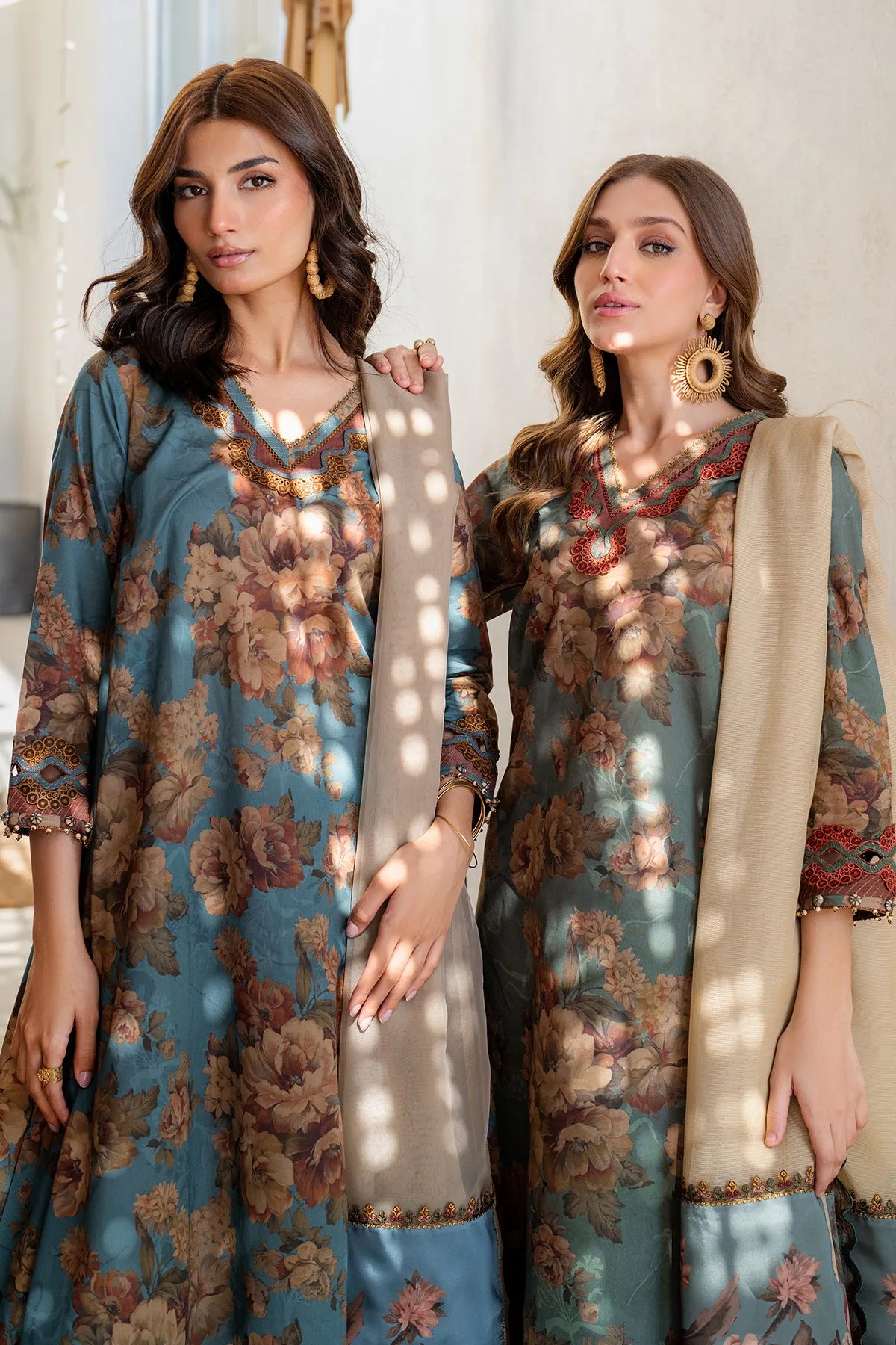 EMBROIDERED PRINTED LAWN UF-4092