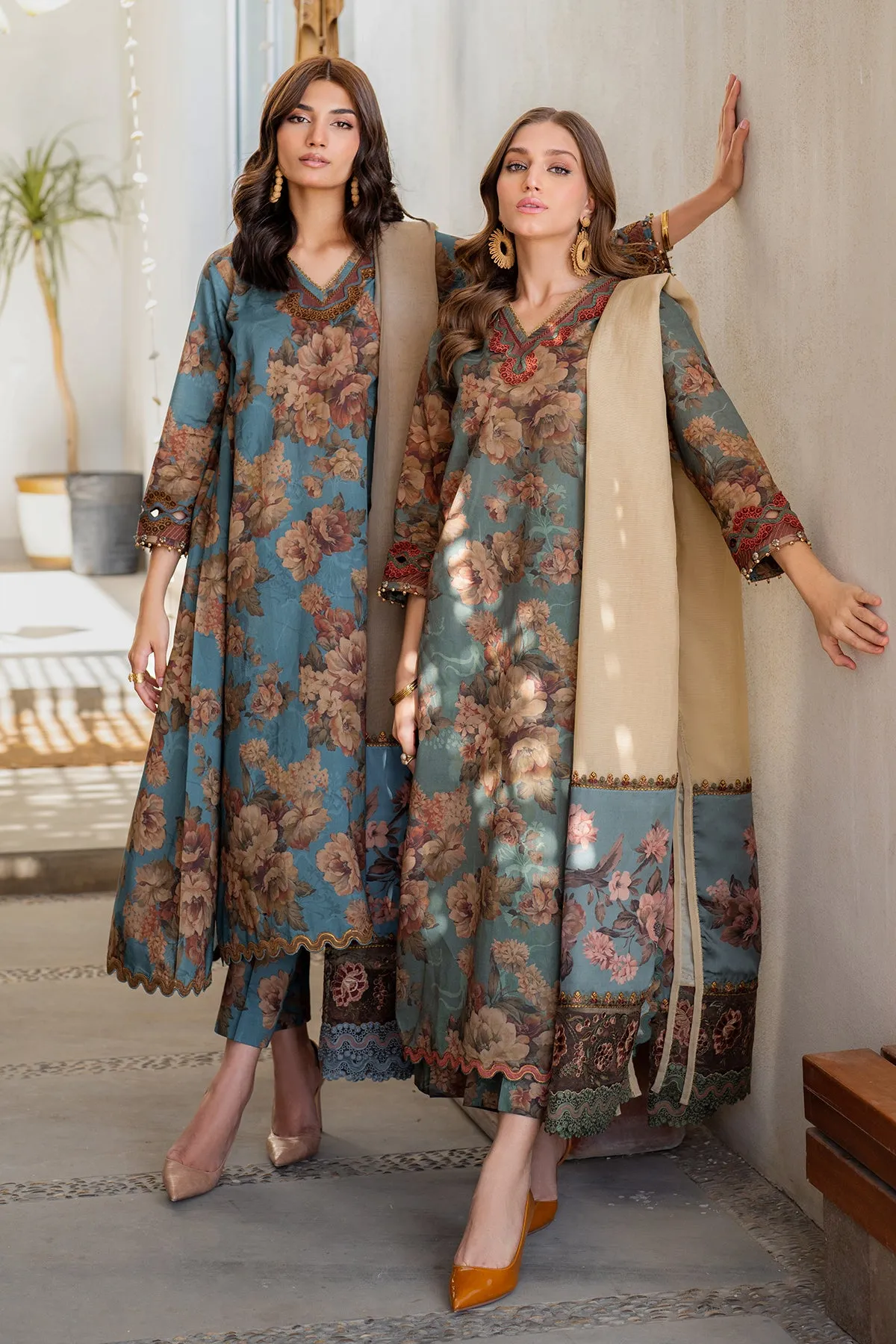 EMBROIDERED PRINTED LAWN UF-4092