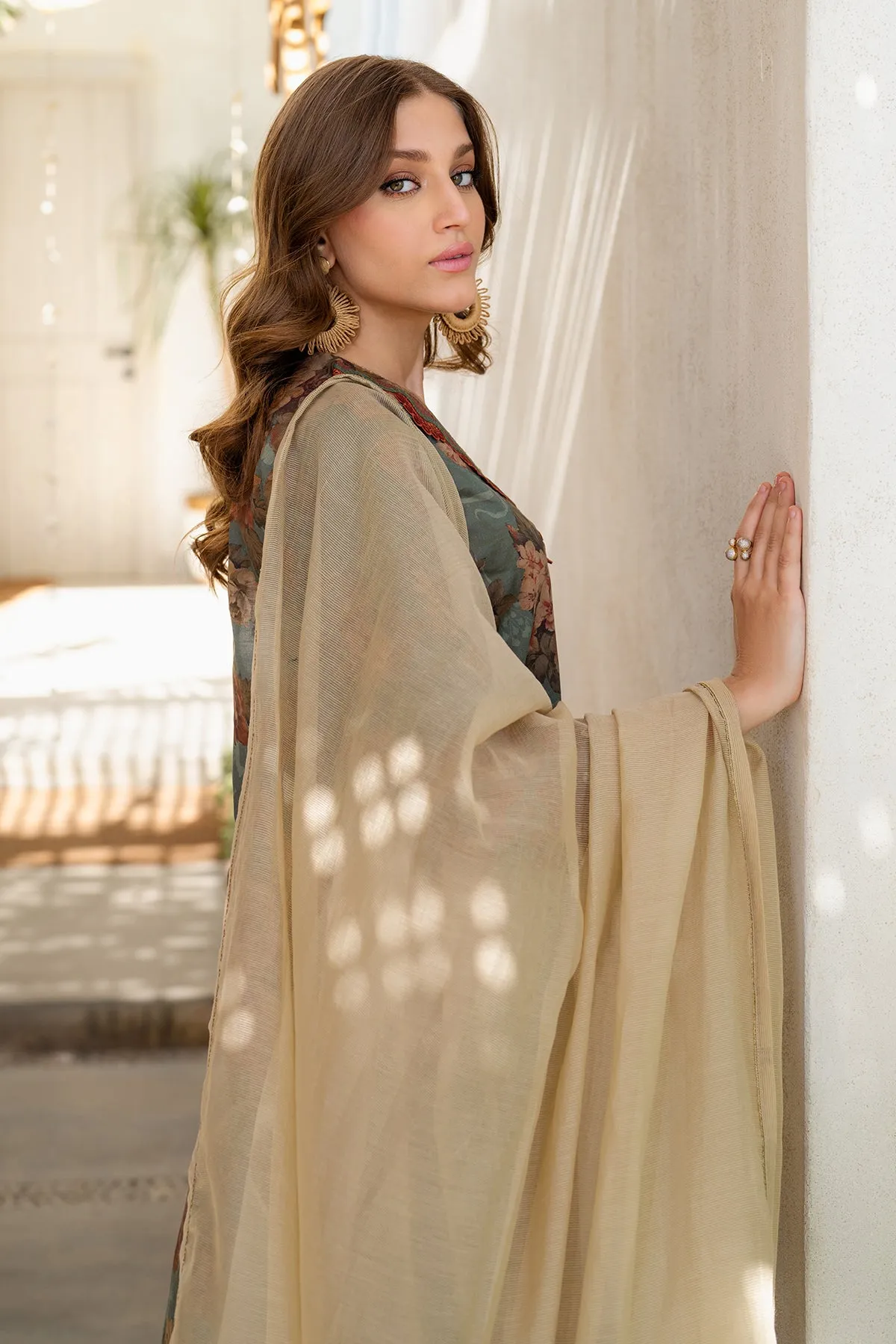 EMBROIDERED PRINTED LAWN UF-4092