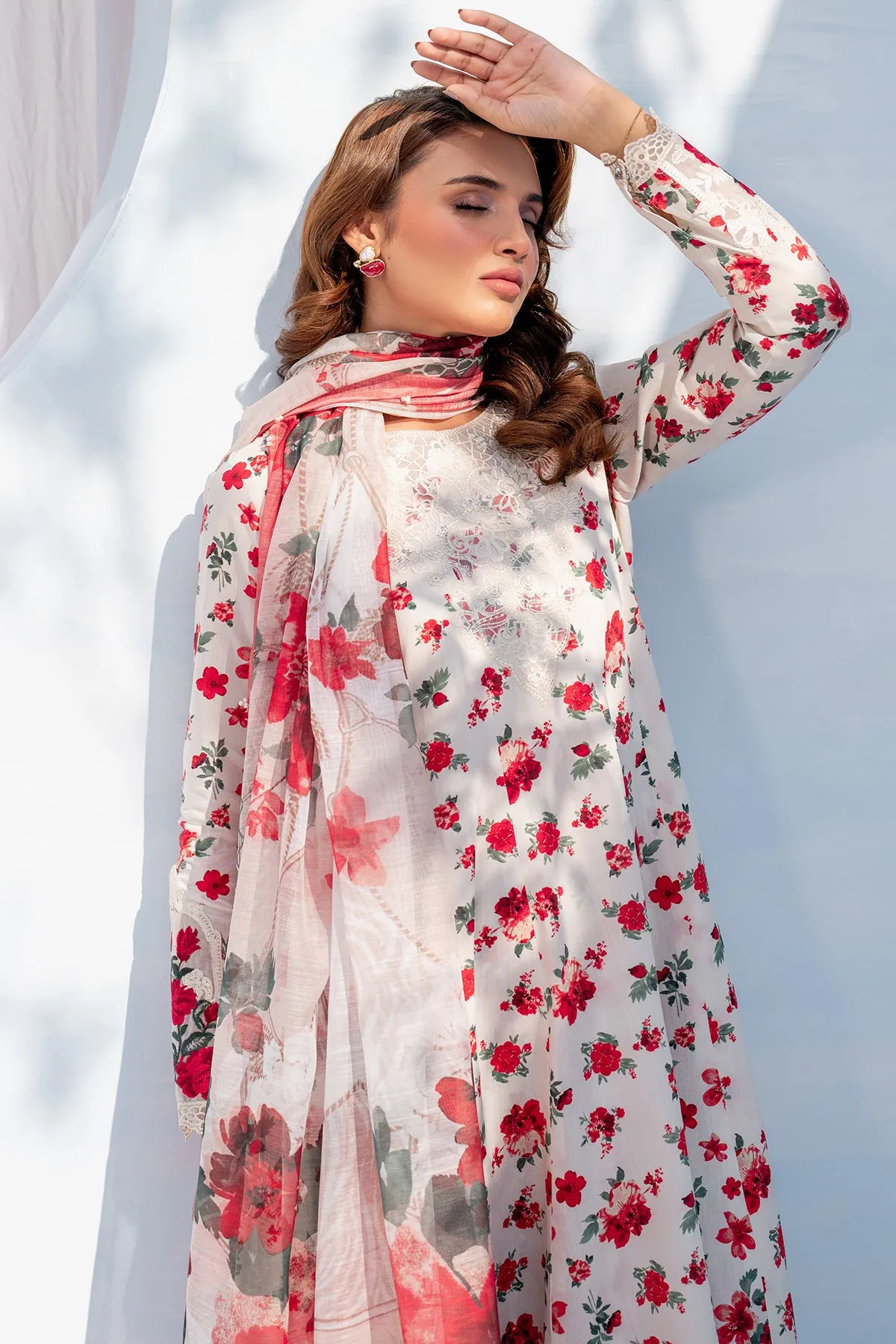 EMBROIDERED VISCOSE SILK UF-4057