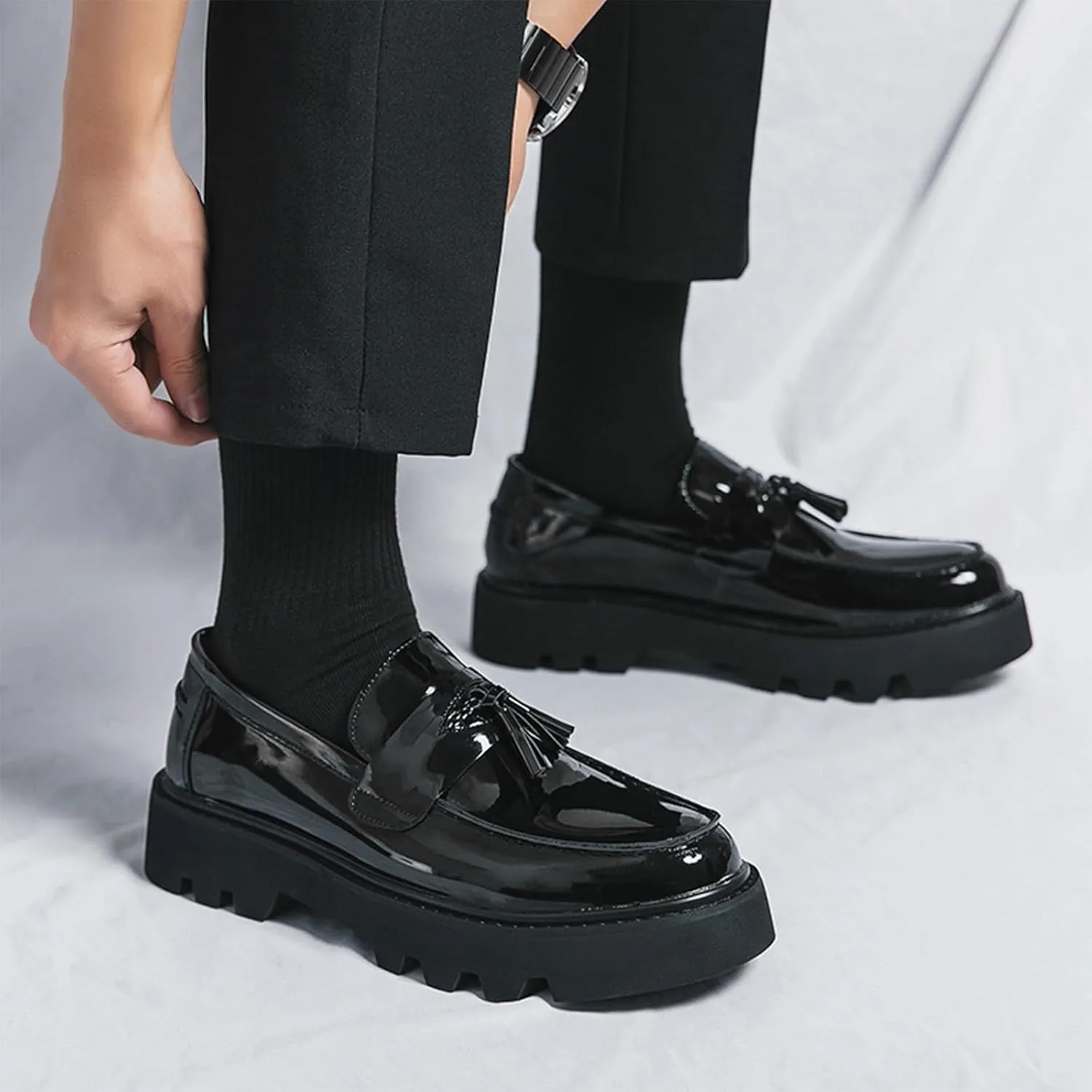 Men's Patent Leather Platform Slip-On Loafers with Tassel Classic Round Toe Non-Slip Lug Sole Casual Business Work Dress Shoes