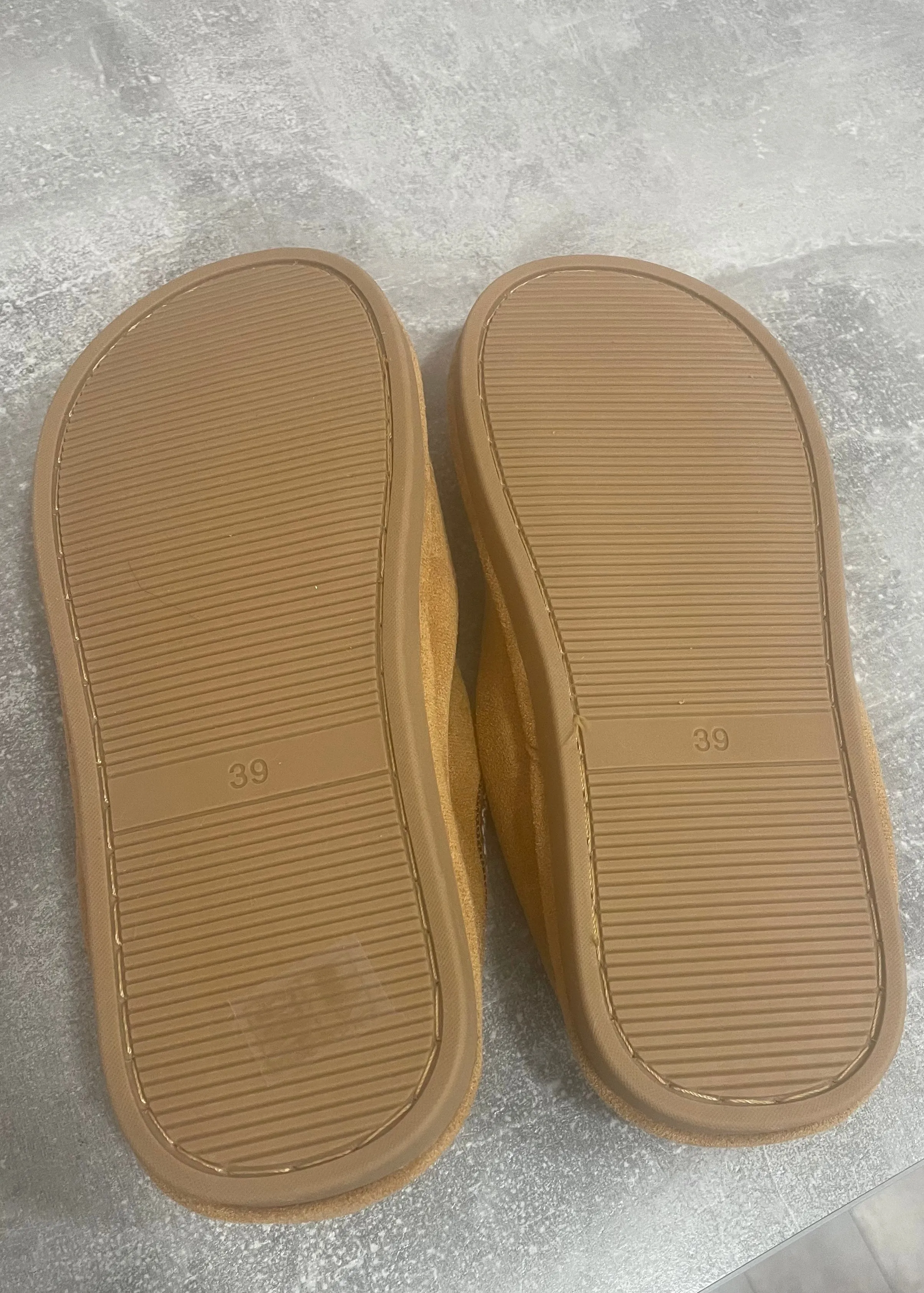Snugg Slippers