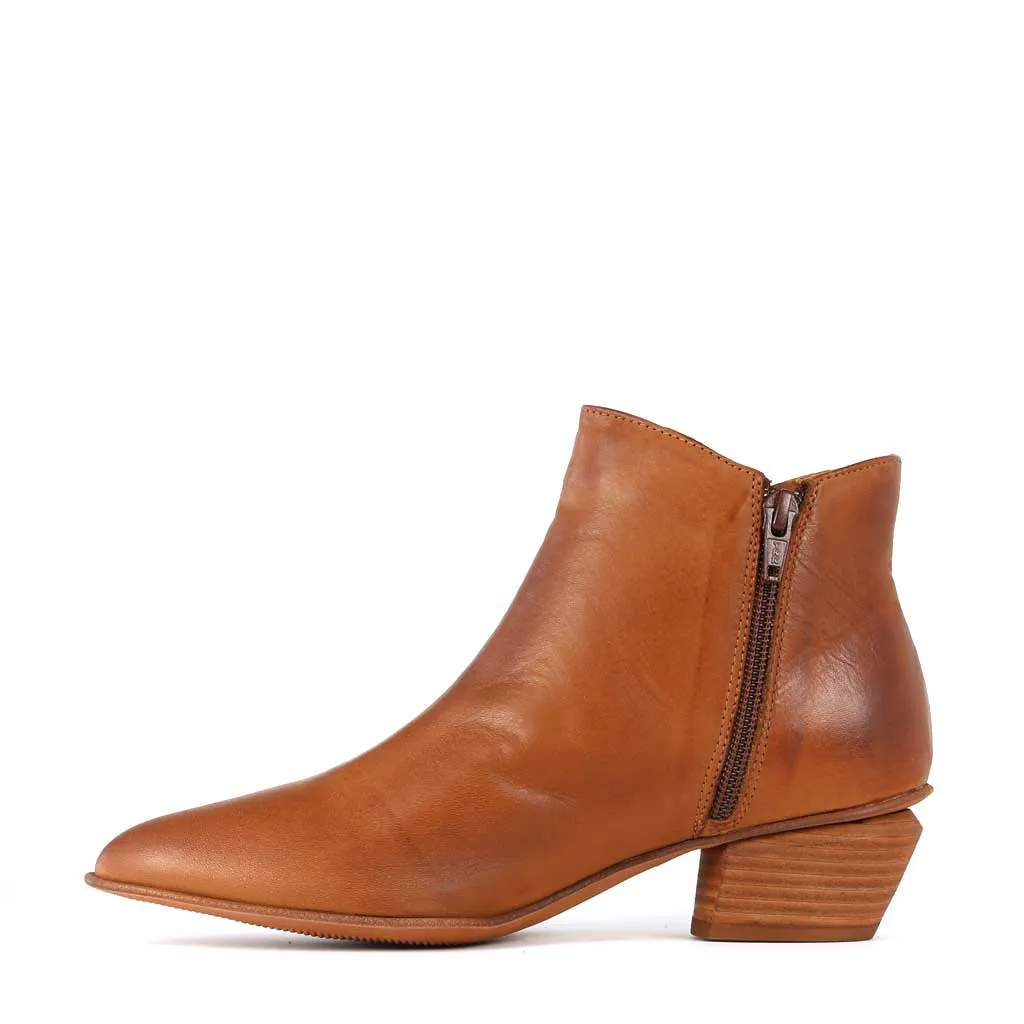 WESTON LEATHER WESTERN BOOTS